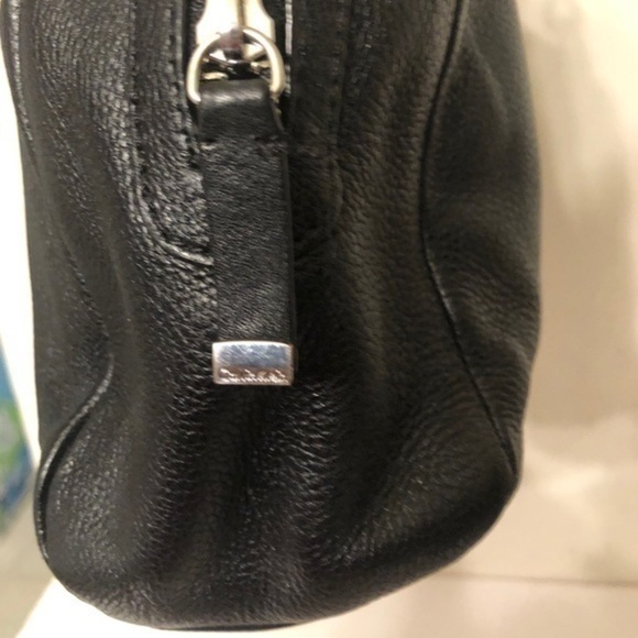 Calvin Klein quilted black leather barrel bag - Picture 4 of 12
